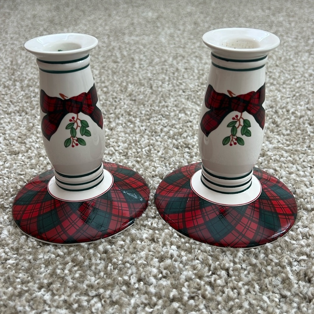 Set of 2 holiday candlesticks